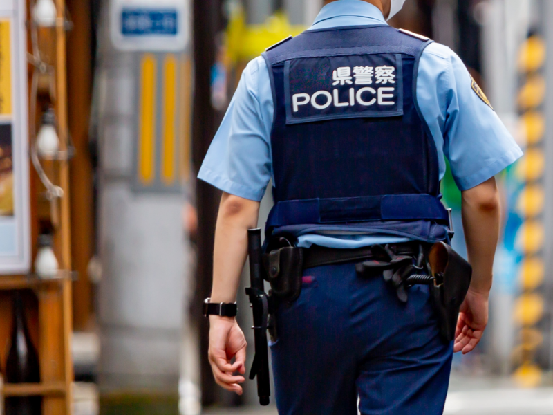 巡回する警察官（イメージ）
